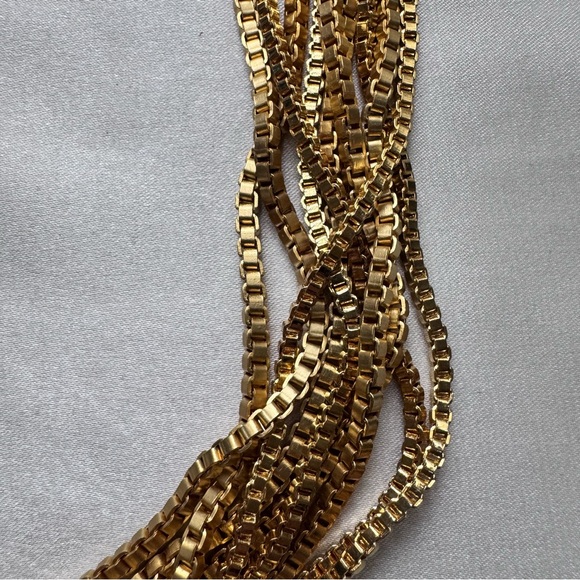 VTG • Gold Rope Necklace - Picture 3 of 6